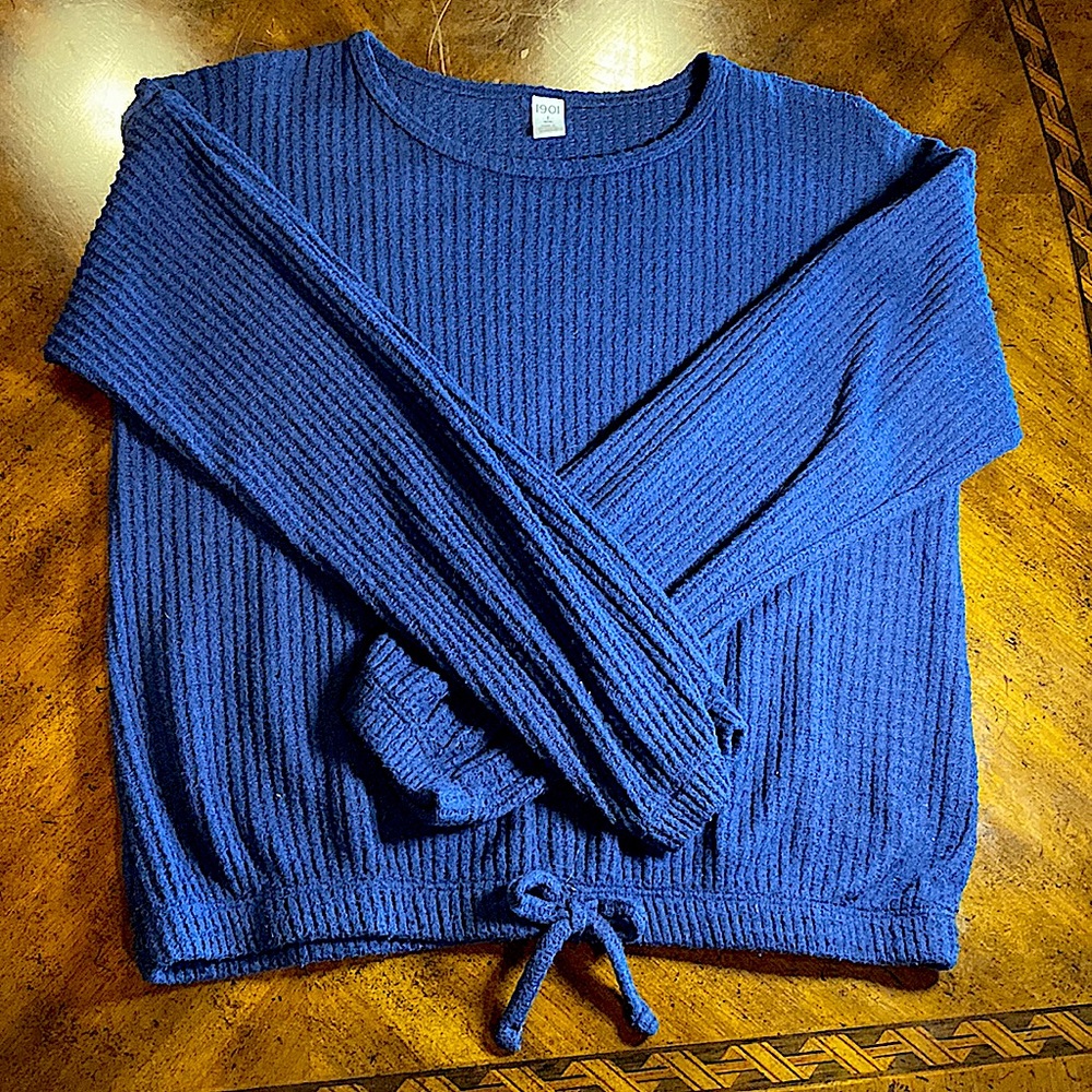 Blue tie front fuzzy cozy long sleeve top